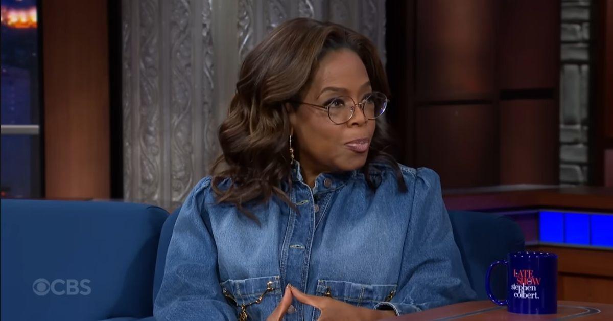 image of The TV host said her dress' beaded collar choked her and left a scar.