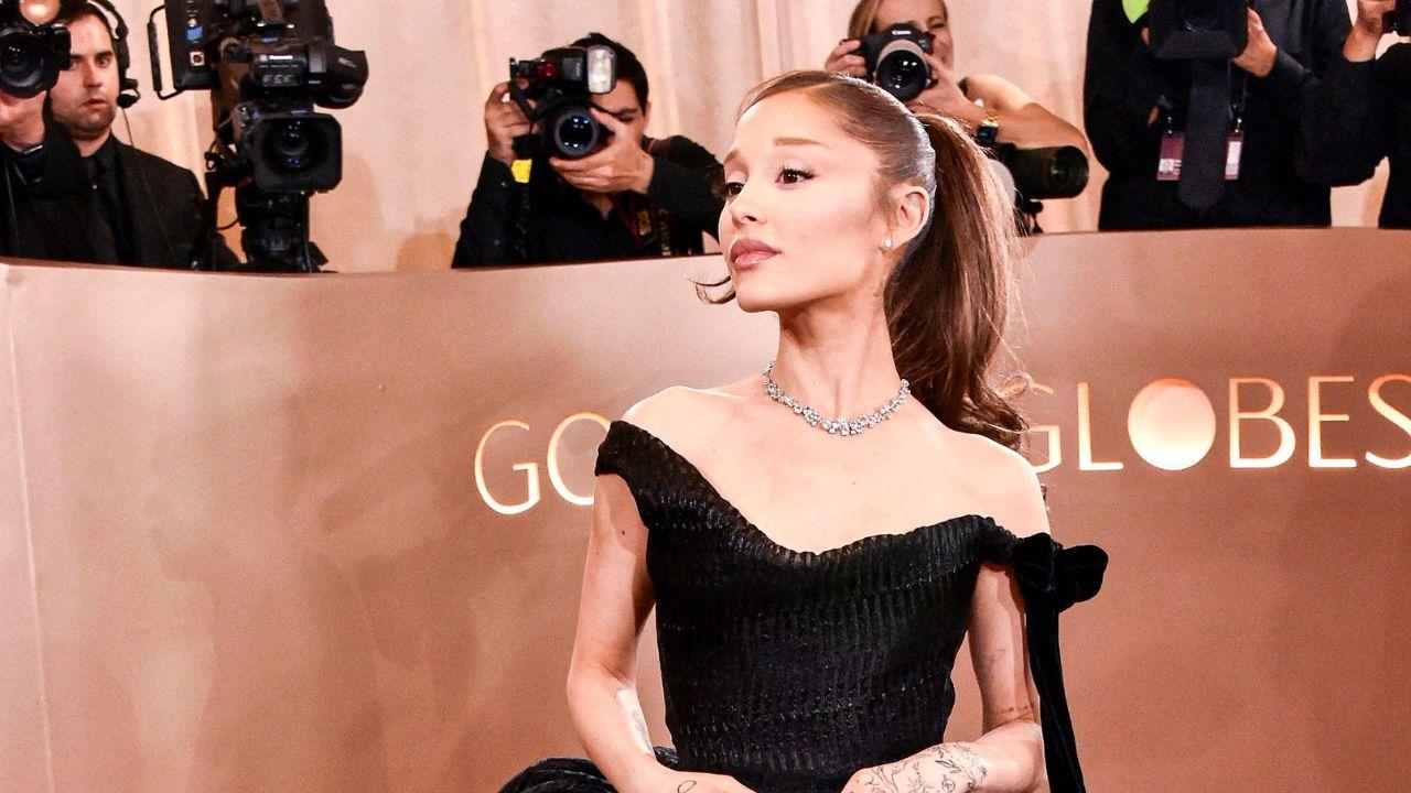 Image of Ariana Grande denied that commentary about her body prompted her decision.