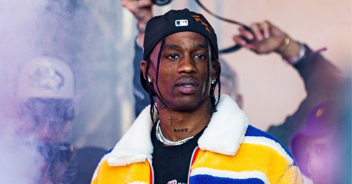 travis scott drake sued following crowd surge at astroworld festival  dead