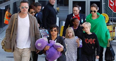 Brad Pitt and Angelina Jolie along with their 5 children all arrived back into Los Angeles on a flight from Australia.