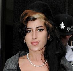 2009__08__winehouseok.jpg
