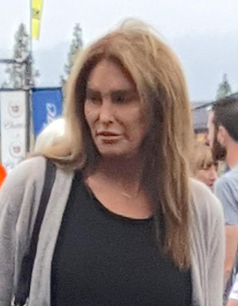 *EXCLUSIVE* Caitlyn Jenner stops by the Woodland Hills Car Show