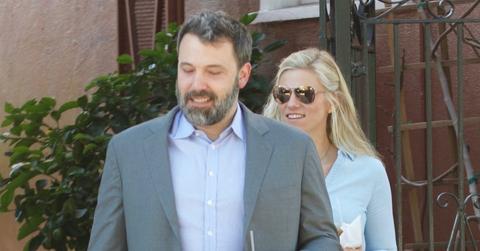 Ben Affleck dating Lindsay Shookus thanksgiving photos