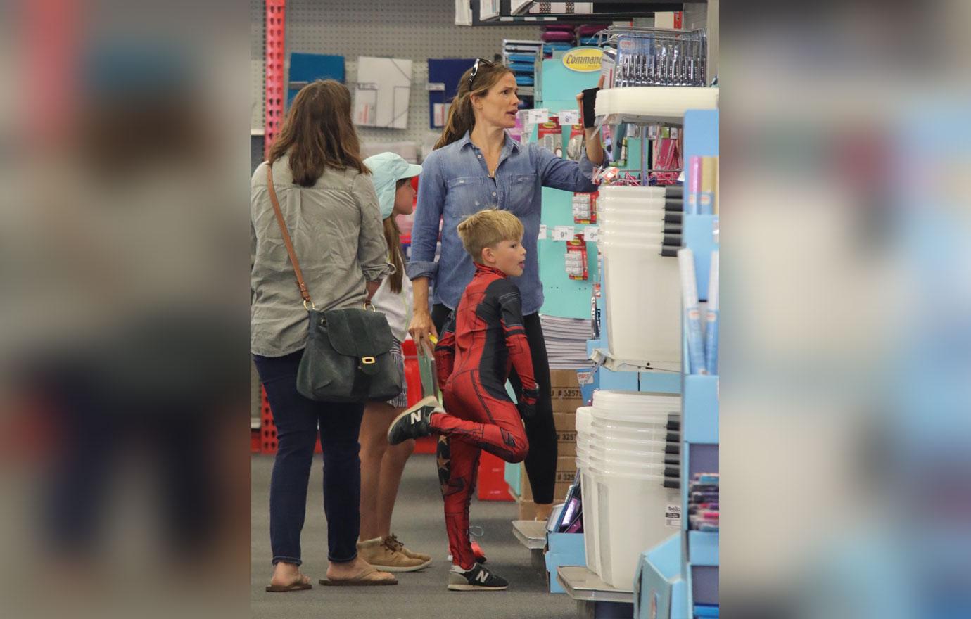 Jennifer garner son team deadpool 3