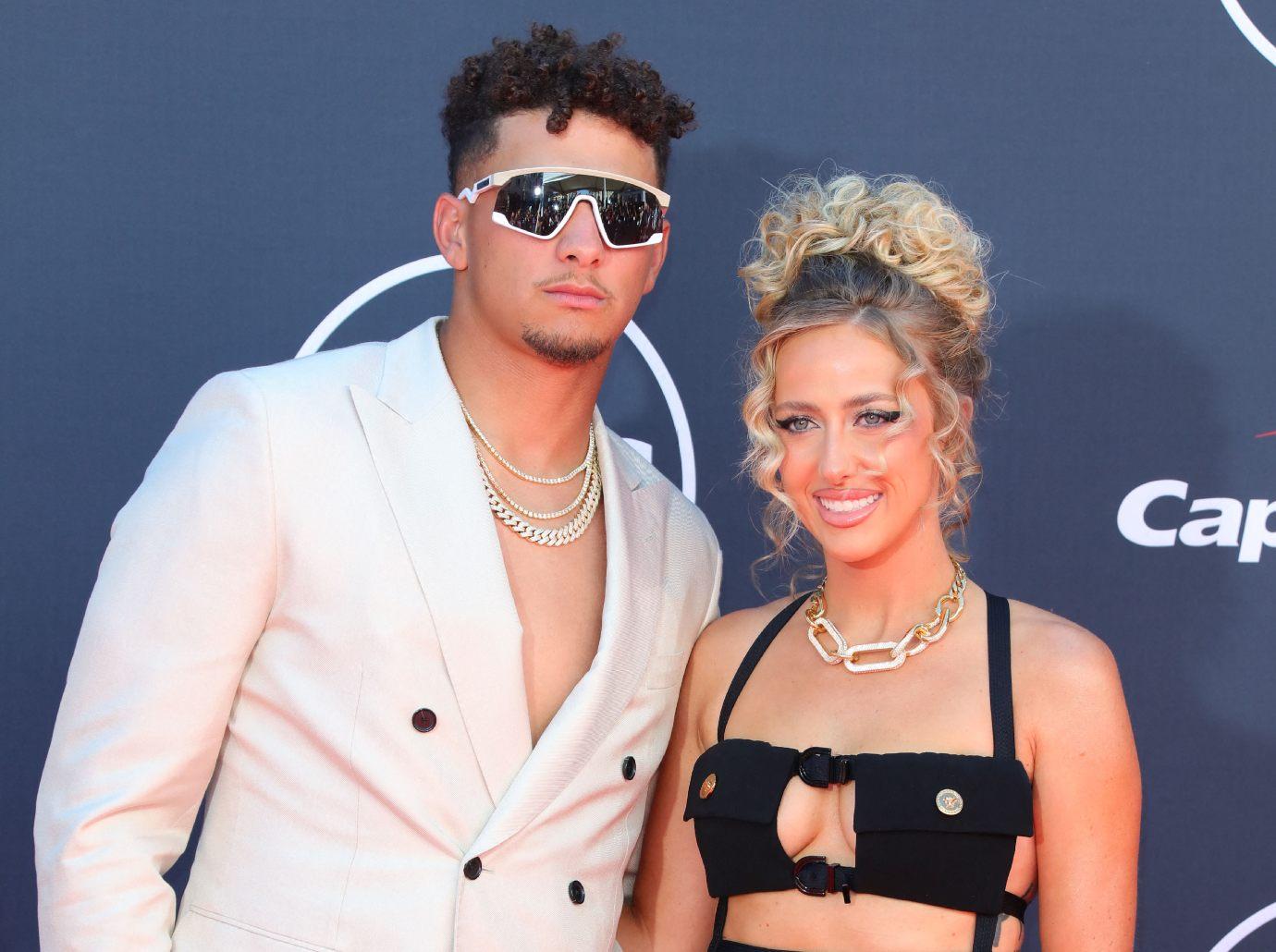 patrick brittany mahomes expecting baby no