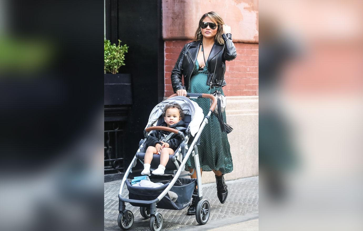 chrissy teigen postpartum depression baby boy 03