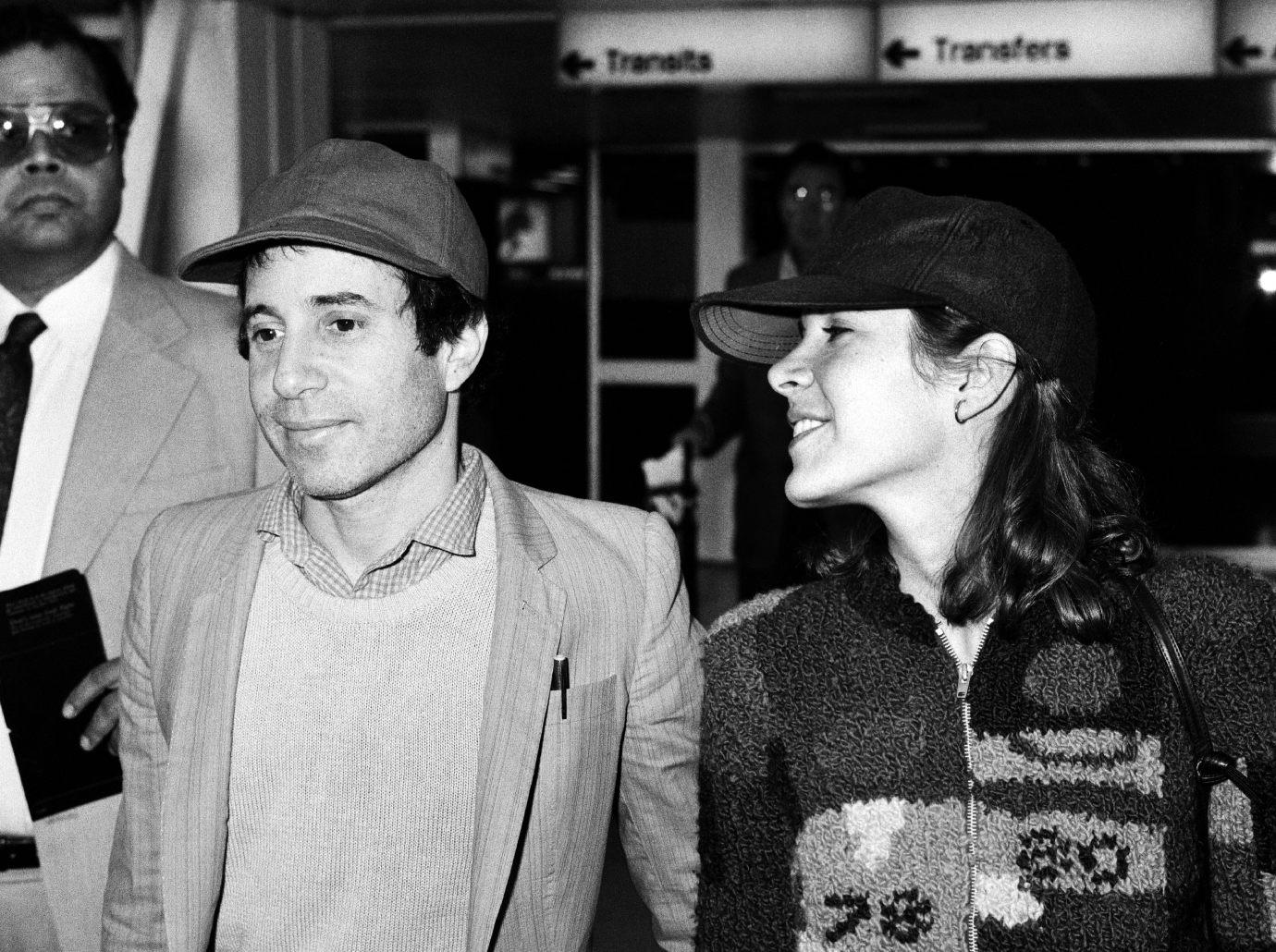 paul simon admits whirlwind marriage carrie fisher exhausting fame