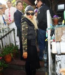 2011__01__FP_6421189_Aguilera_Christina_EXCL_FP8_123110 218×300.jpg