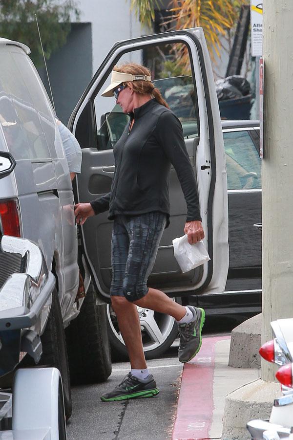 Caitlyn jenner laughs running errands malibu