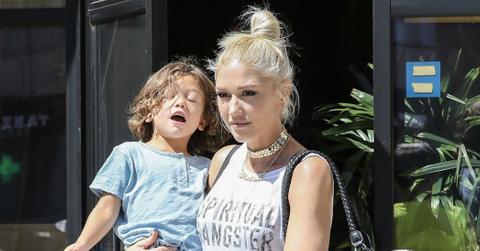 Gwen Stefani Spends Day with Blake Shelton And Her Children Photos hero