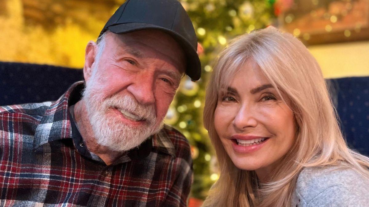 Photo of Chuck Norris and wife Gena O'Kelley married in 1998.