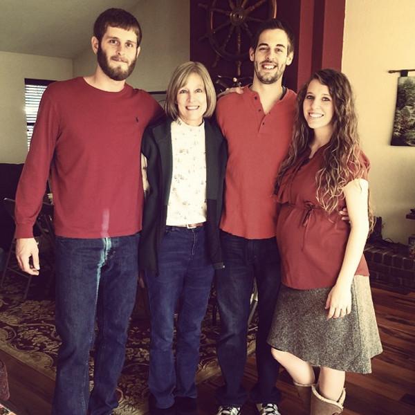 Jill duggar derick dillard thanksgiving 2