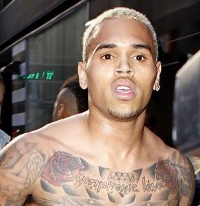 2011__03__Chris_Brown_Window_March23news_01 291&#215;300.jpg