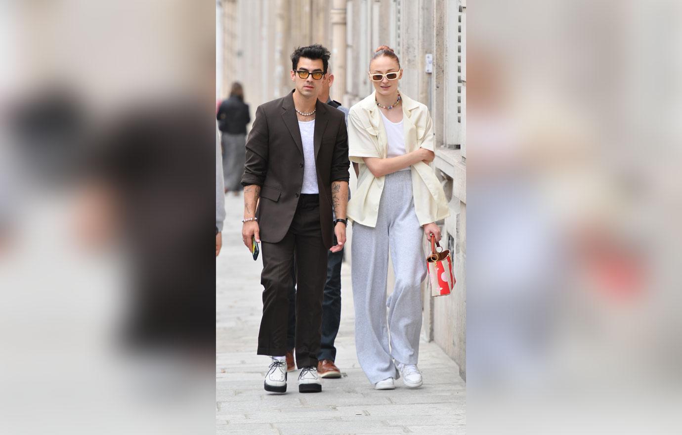 sophie turner and joe jonas seen leaving celine boutique during menswear  s-s 2020 paris fashion week in paris, france-220619_5