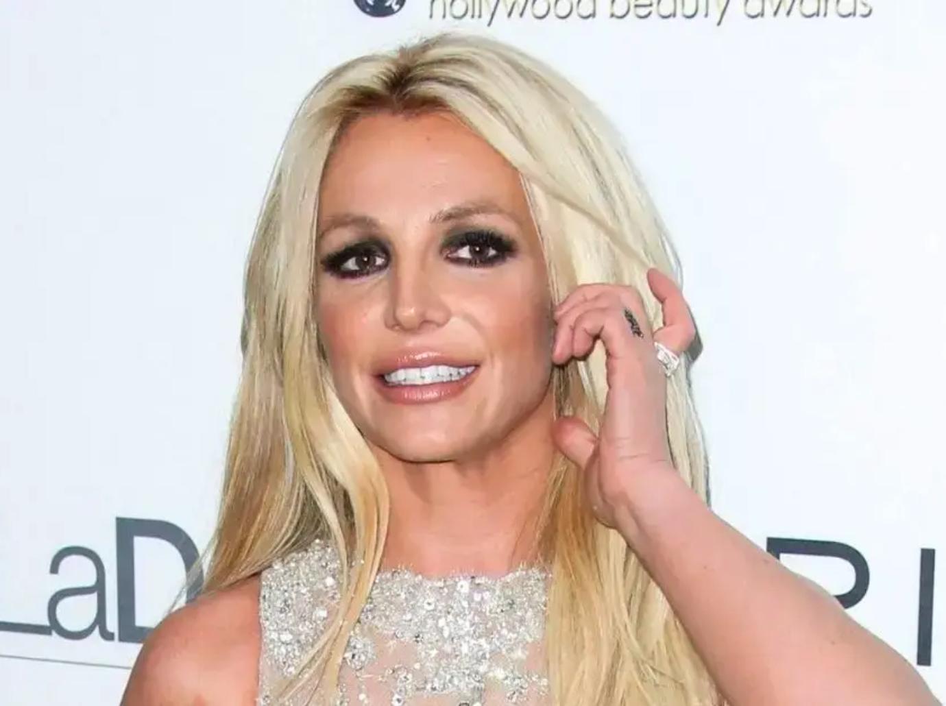 britney spears sam asghari shade phone stolen divorce