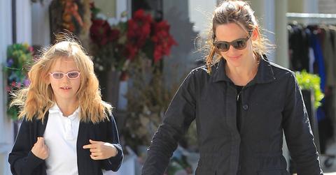 Jennifer Garner and Violet go for ice cream!