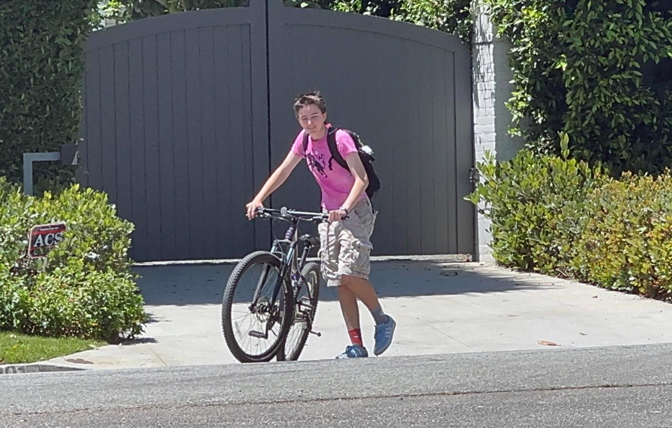 ben affleck daughter fin seen riding from his brentwood rental