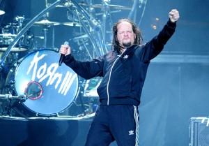 2011__02__Korn_RockOnRange_2011_FEb1 300×209.jpg