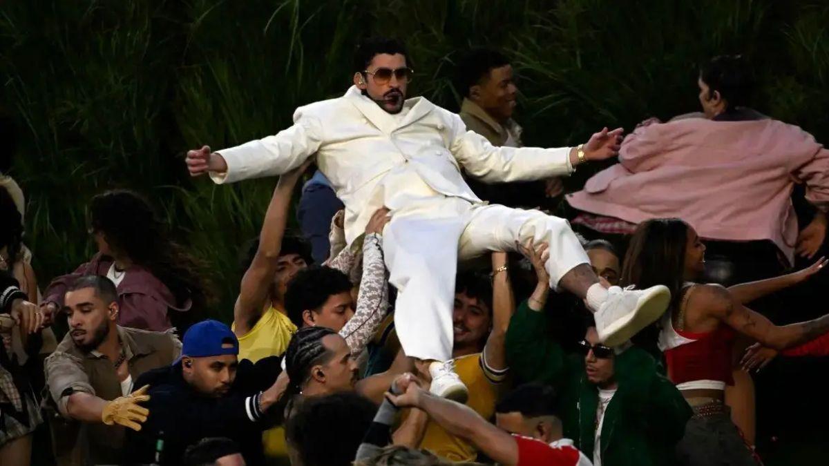 image of The political commentator previously criticized the singer's decision not to tour the U.S. due to ongoing ICE raids.