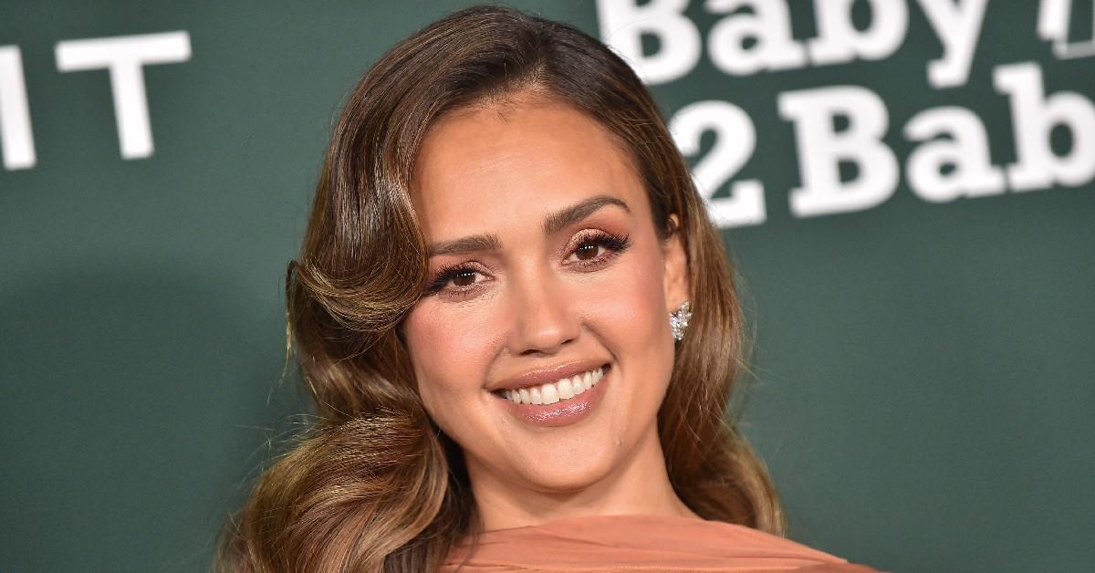 Photo of Jessica Alba. 