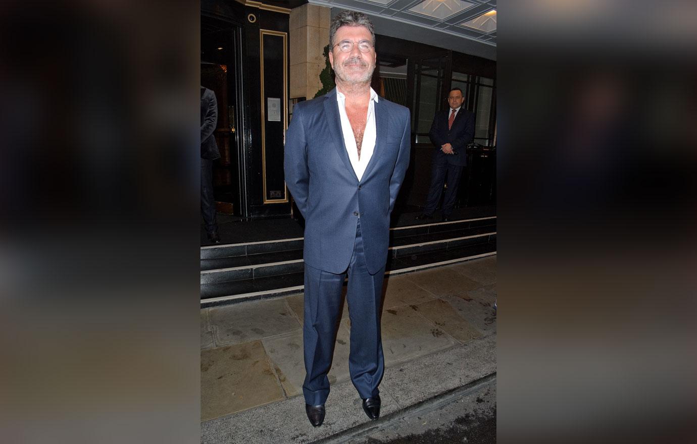 Simon cowell hospitalized