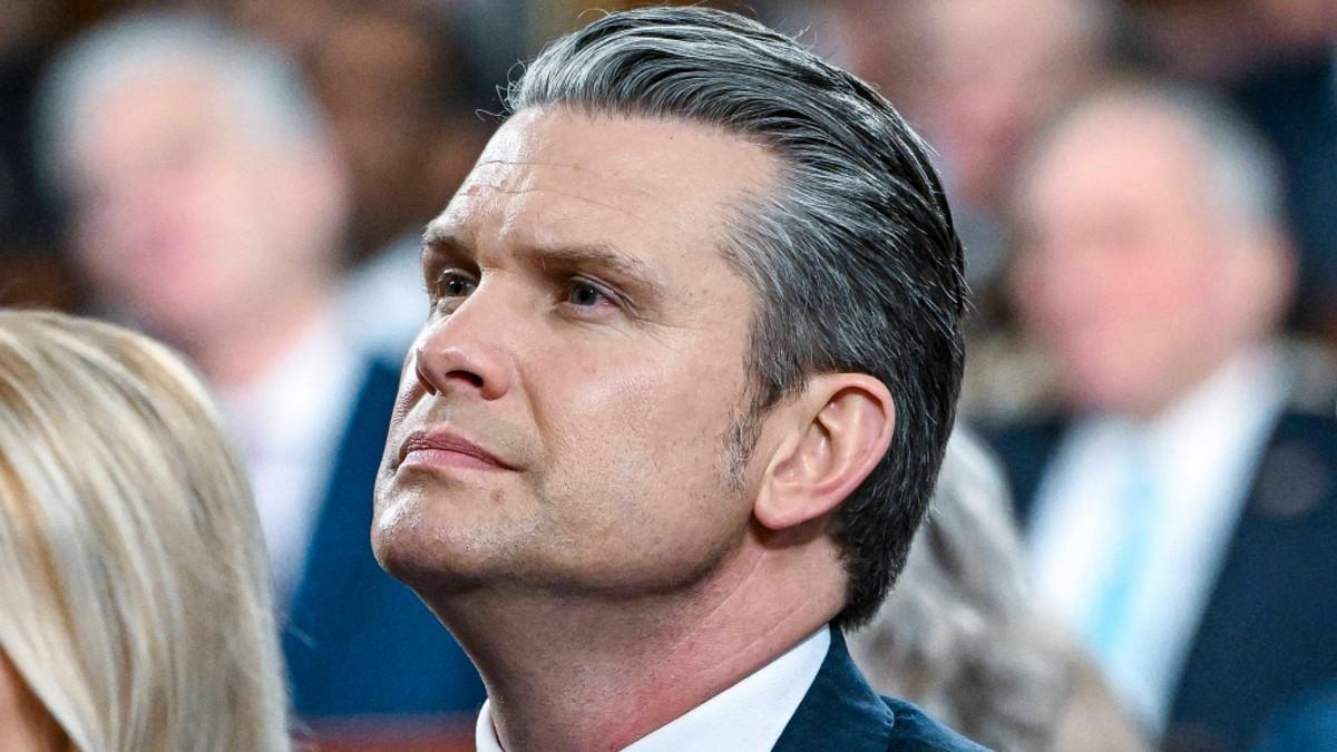 image of Pete Hegseth voiced support for David Ellison, the CEO of Paramount Skydance.