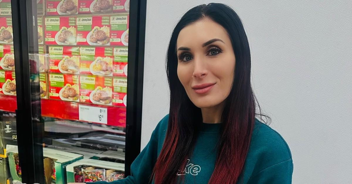 Photo of Laura Loomer
