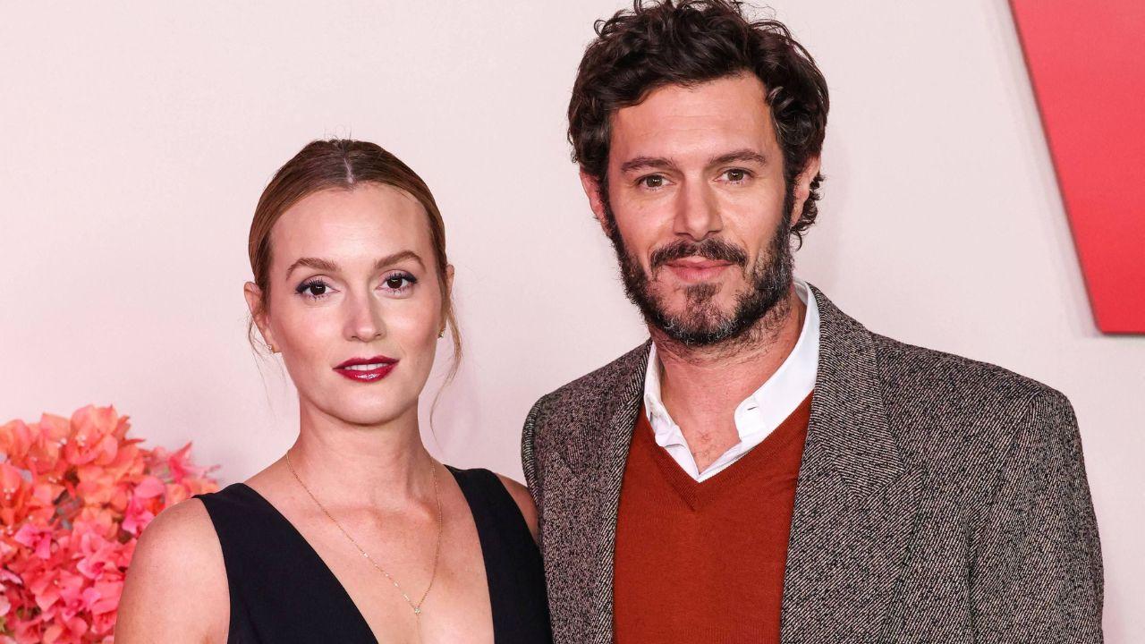 image of Adam Brody revealed he met his wife through a mutual friend but they didn't date long after.