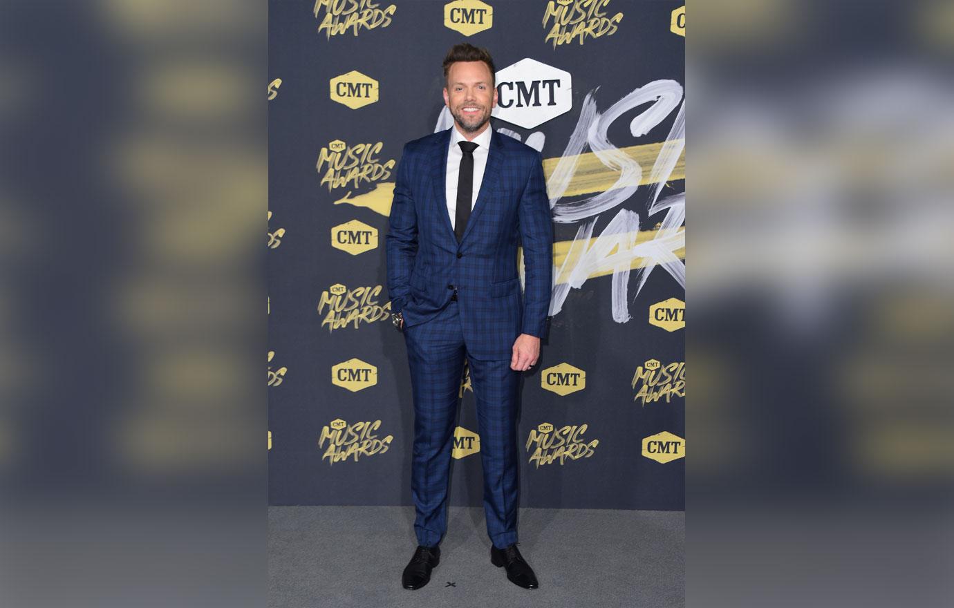 2018 CMT Awards Red Carpet Arrivals Pics 26