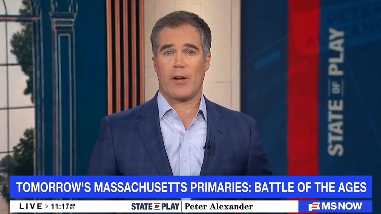 image of Peter Alexander defended Kristen Welker after Donald Trump criticized her comments about his endorsement record.