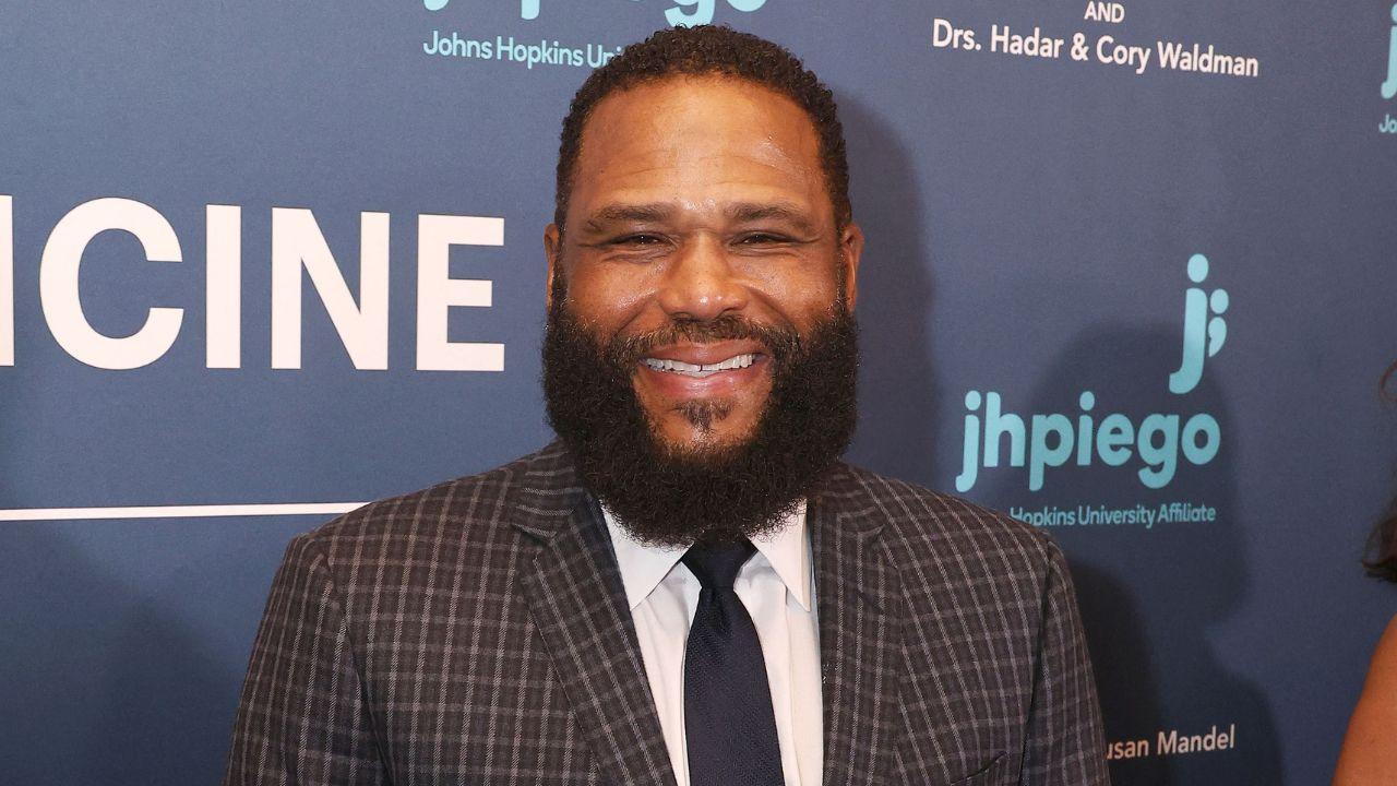 Image of Anthony Anderson poked fun at the Secret Service over the reported escape plan.