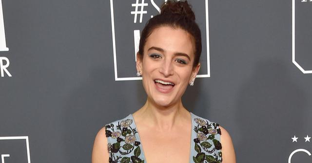 Jenny Slate Is Pregnant, Expecting First Child With Fiancé Ben Shattuck