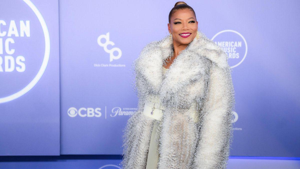 Photo of Queen Latifah recalled being told as a teen that she should lose weight for her role in 'Living Single.'