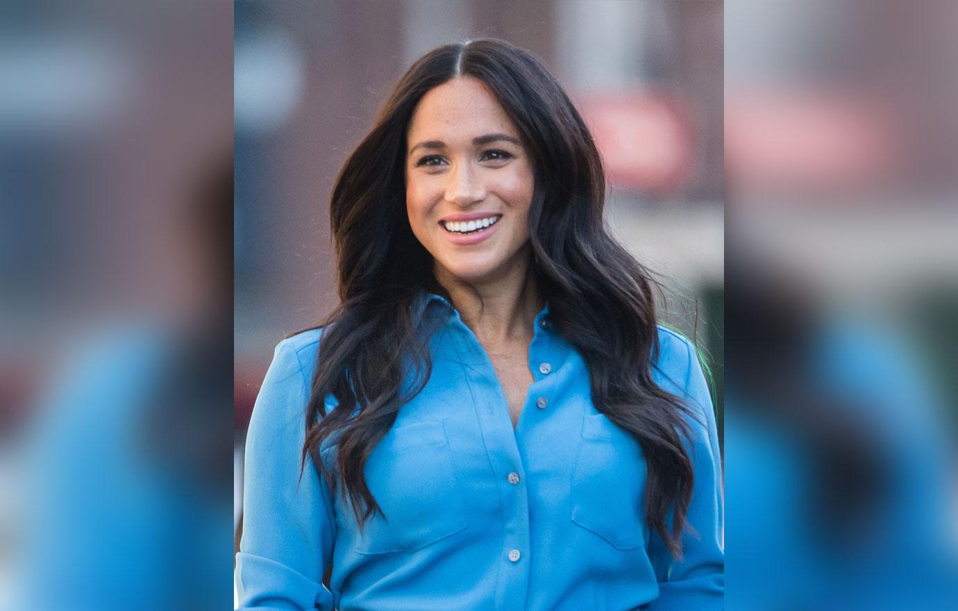 //meghan markle prince harry archie thanksgiving