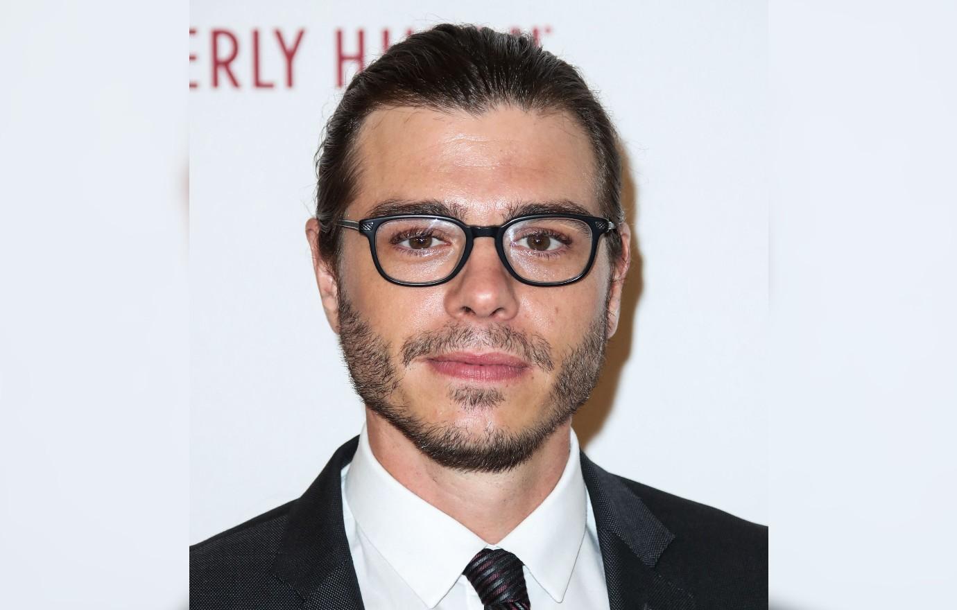 matthew lawrence claims justin timberlake didnt like him crush danielle fishel