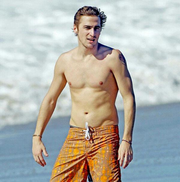 Kendall Shmidt Shirtless 2