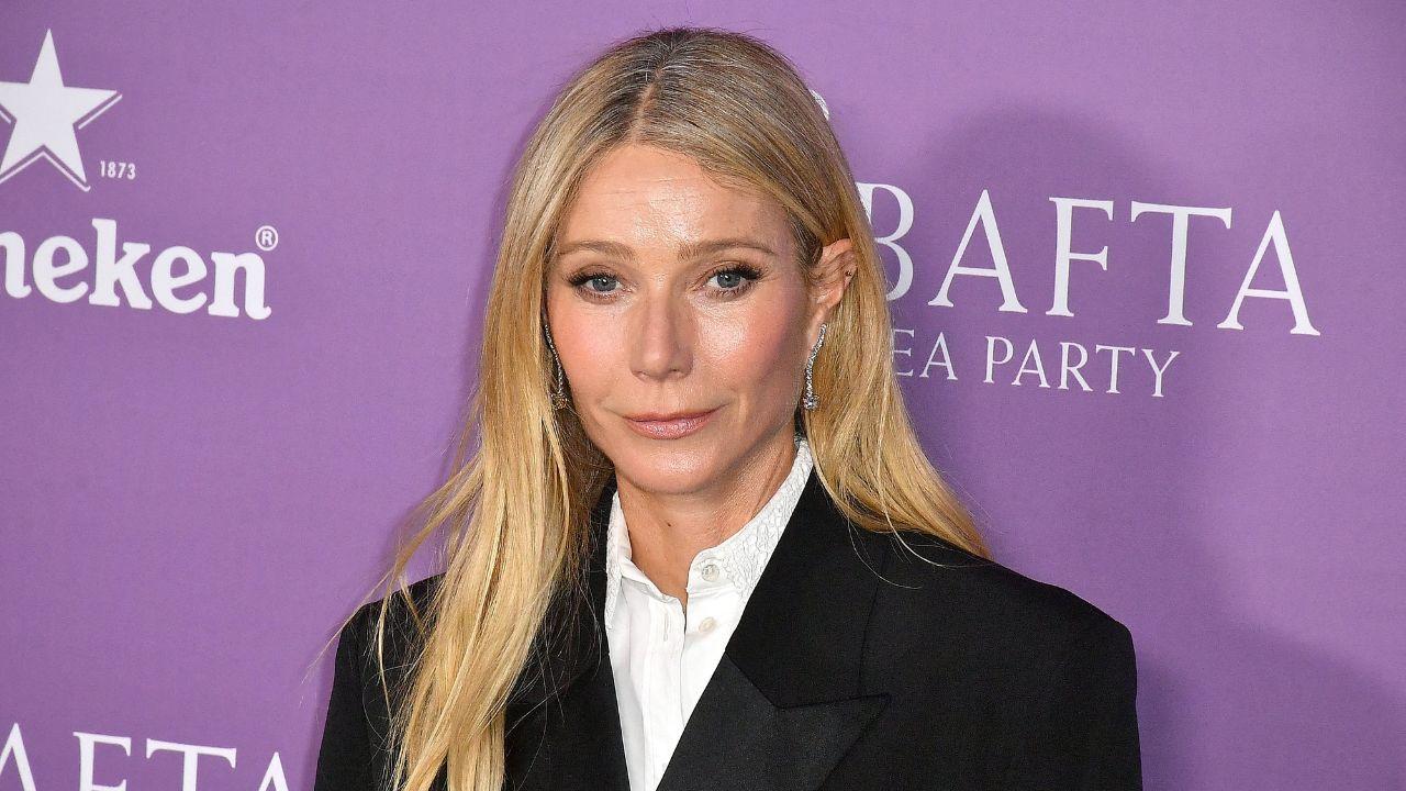 Image of Gwyneth Paltrow and her son, Moses Martin, also relaxed poolside. 