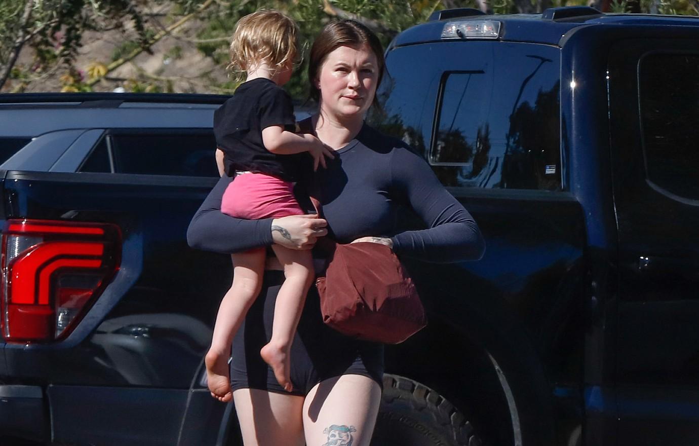 Image of Ireland Baldwin is reportedly feuding with her parents.
