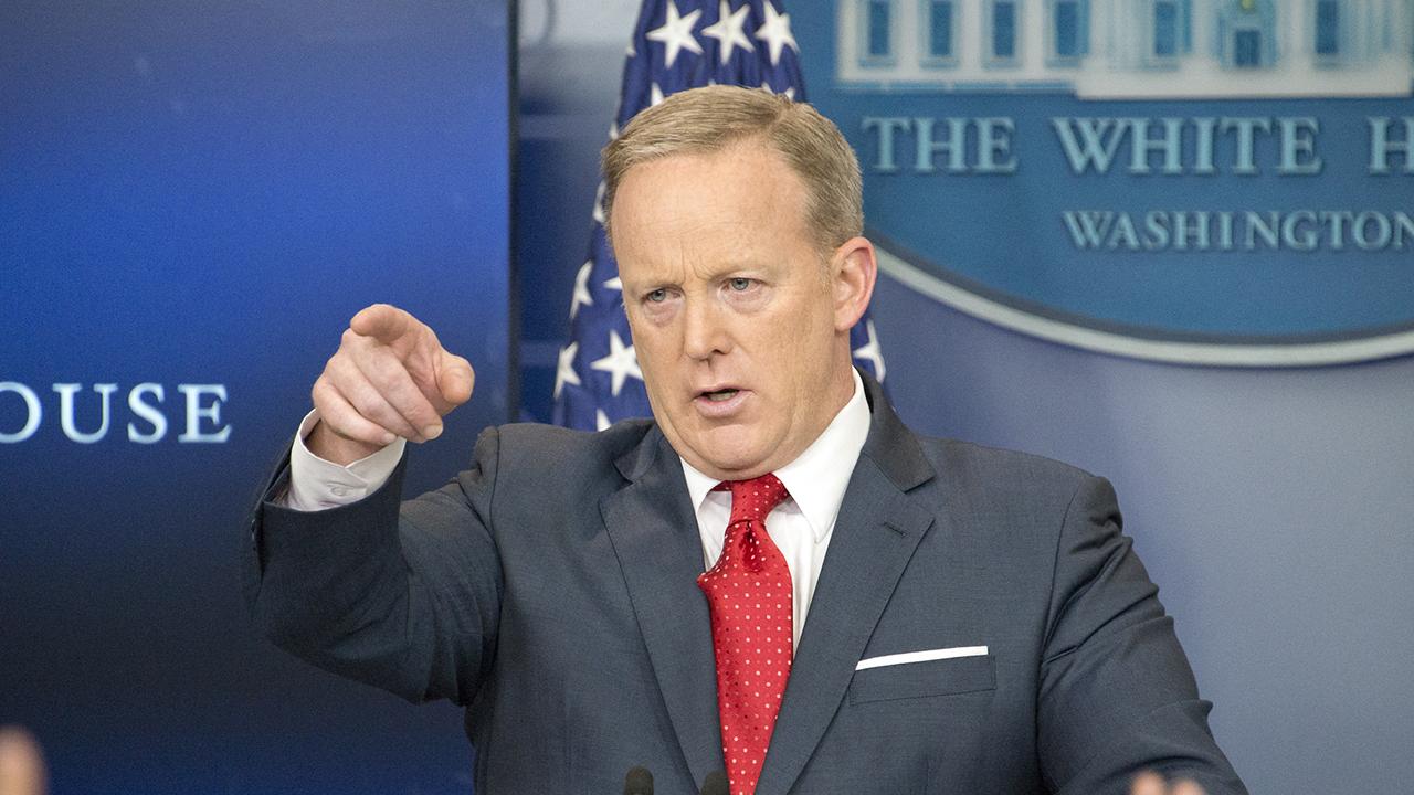 Image of Spicer resigned from Trump's first term after six months.