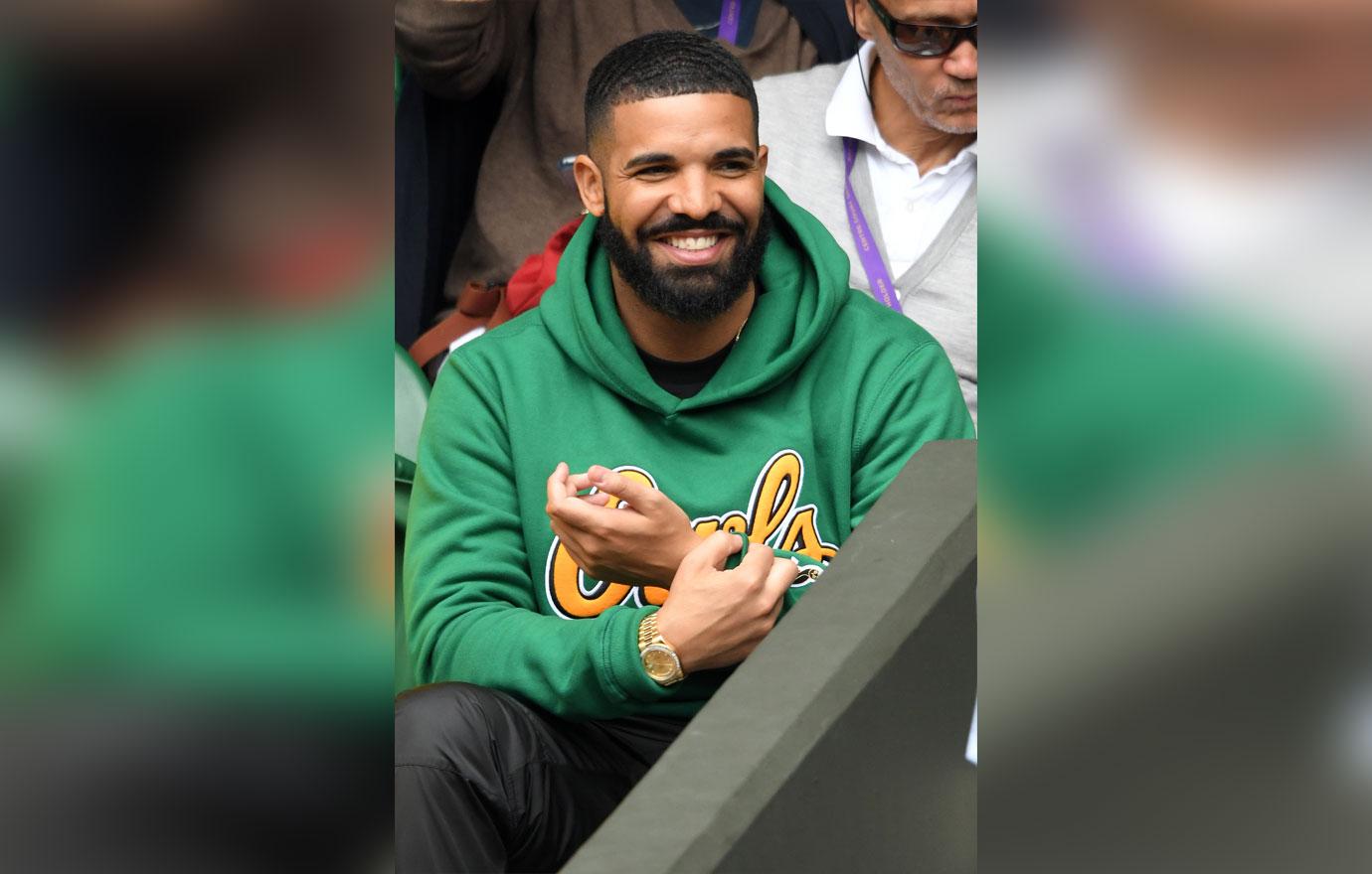 Drake attends serena williams game alexis in feelings 1