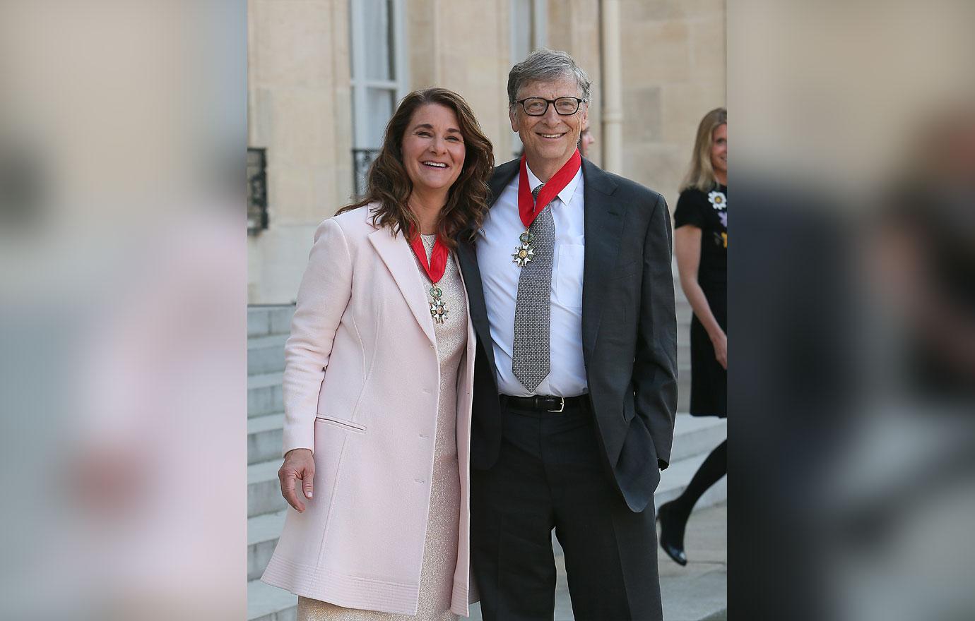 bill gates lands in new york reunite ex wife melinda gates daughter jennifer wedding