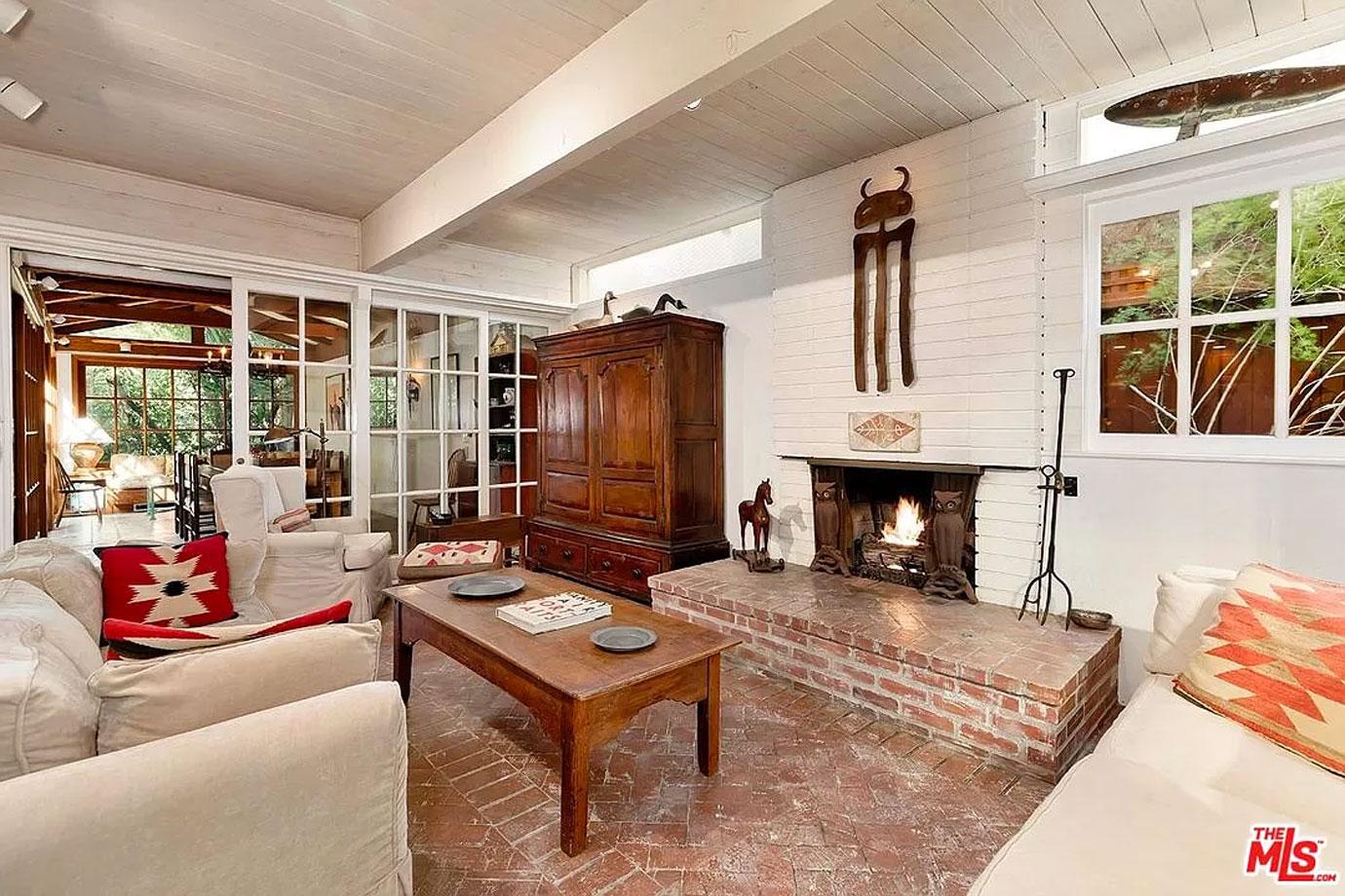 Red Hot Chili Peppers' Flea Buys in Malibu Colony