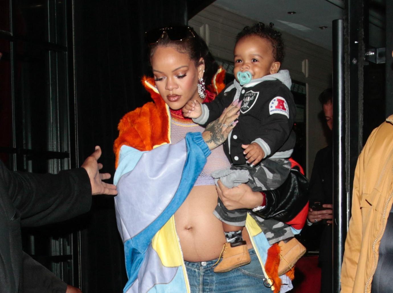 Rihanna's Denim Jumpsuit Gave Her Baby Bump a Front Row Seat at