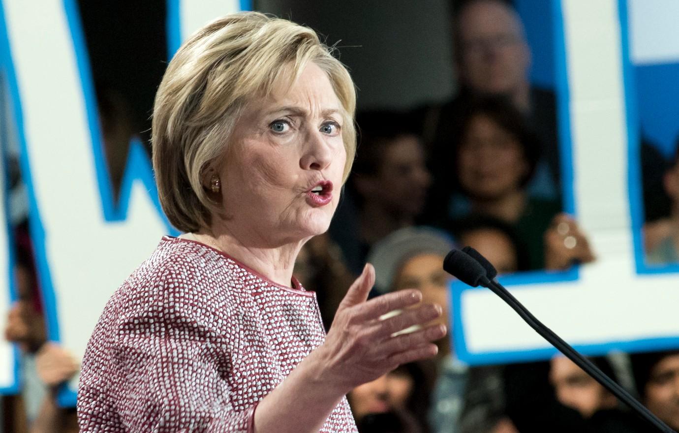 hillary clinton privately considering presidential campaign