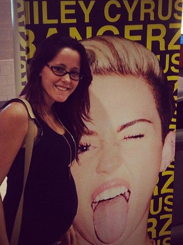 Miley cyrus bangerz jenelle evans