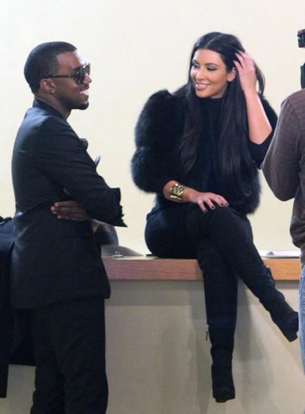 2010__11__Kardash_Kanye_Nov8 442&#215;600.jpg