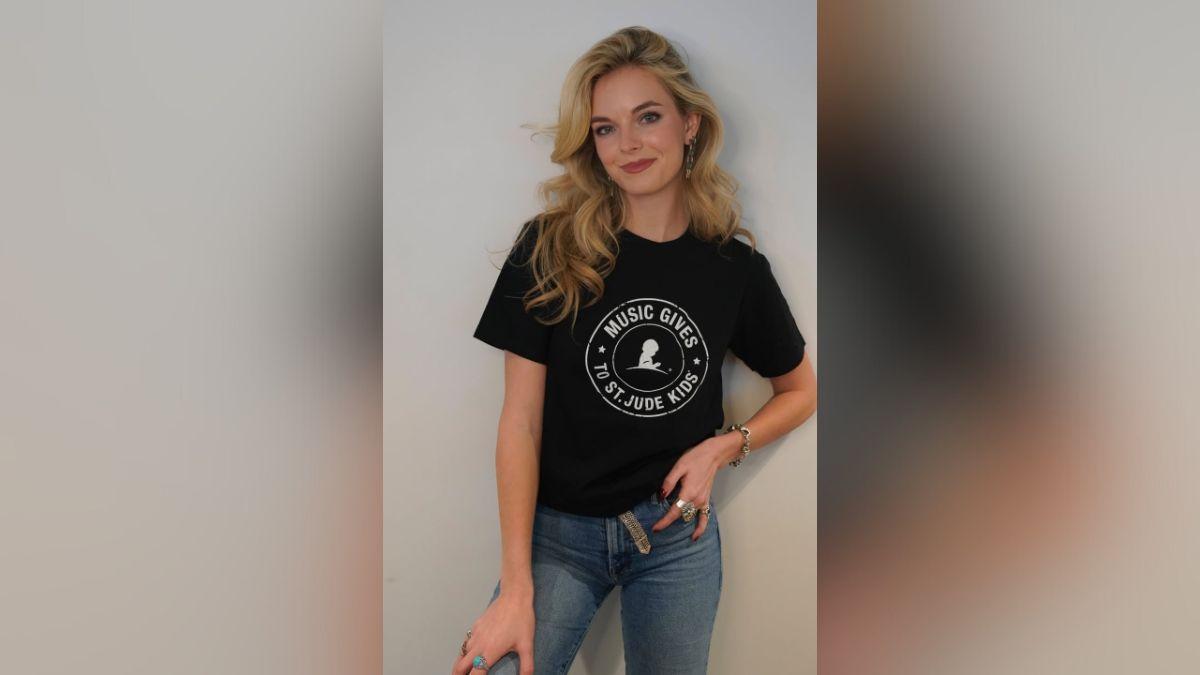 image of Karley Scott Collins denied rumors she's dating Keith Urban.