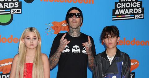 travis barker alabama prayers landon joins mgk stage dad hospitalization pp