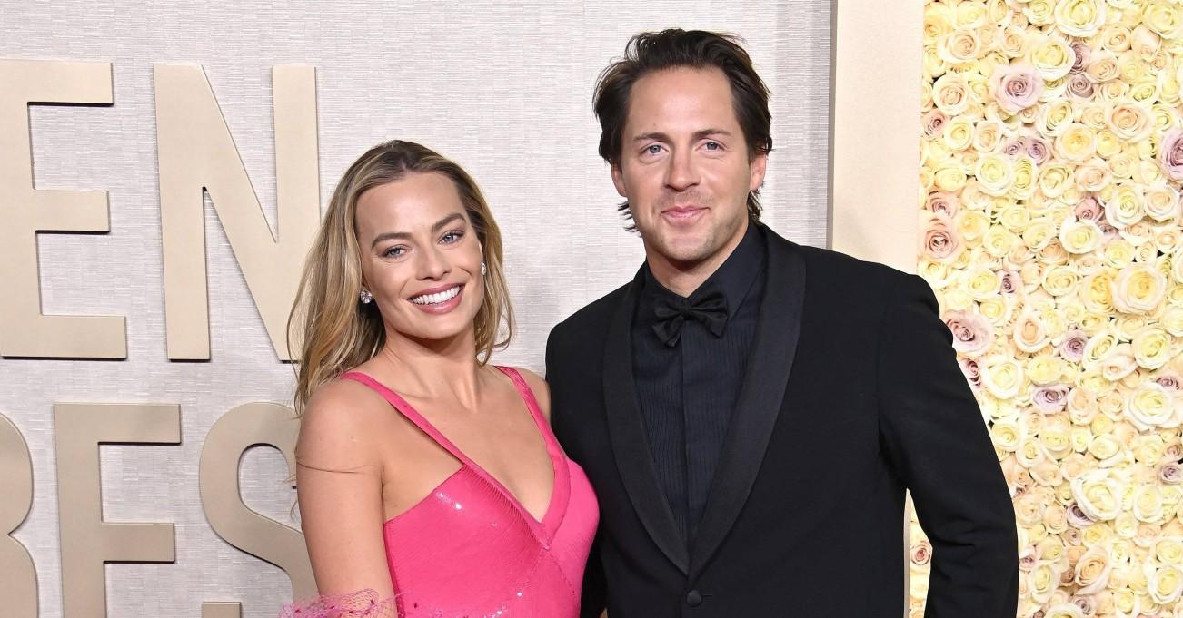 margot robbie pregnant expecting first child