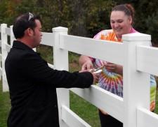 2009__10__infphoto_1089285 225×182.jpg